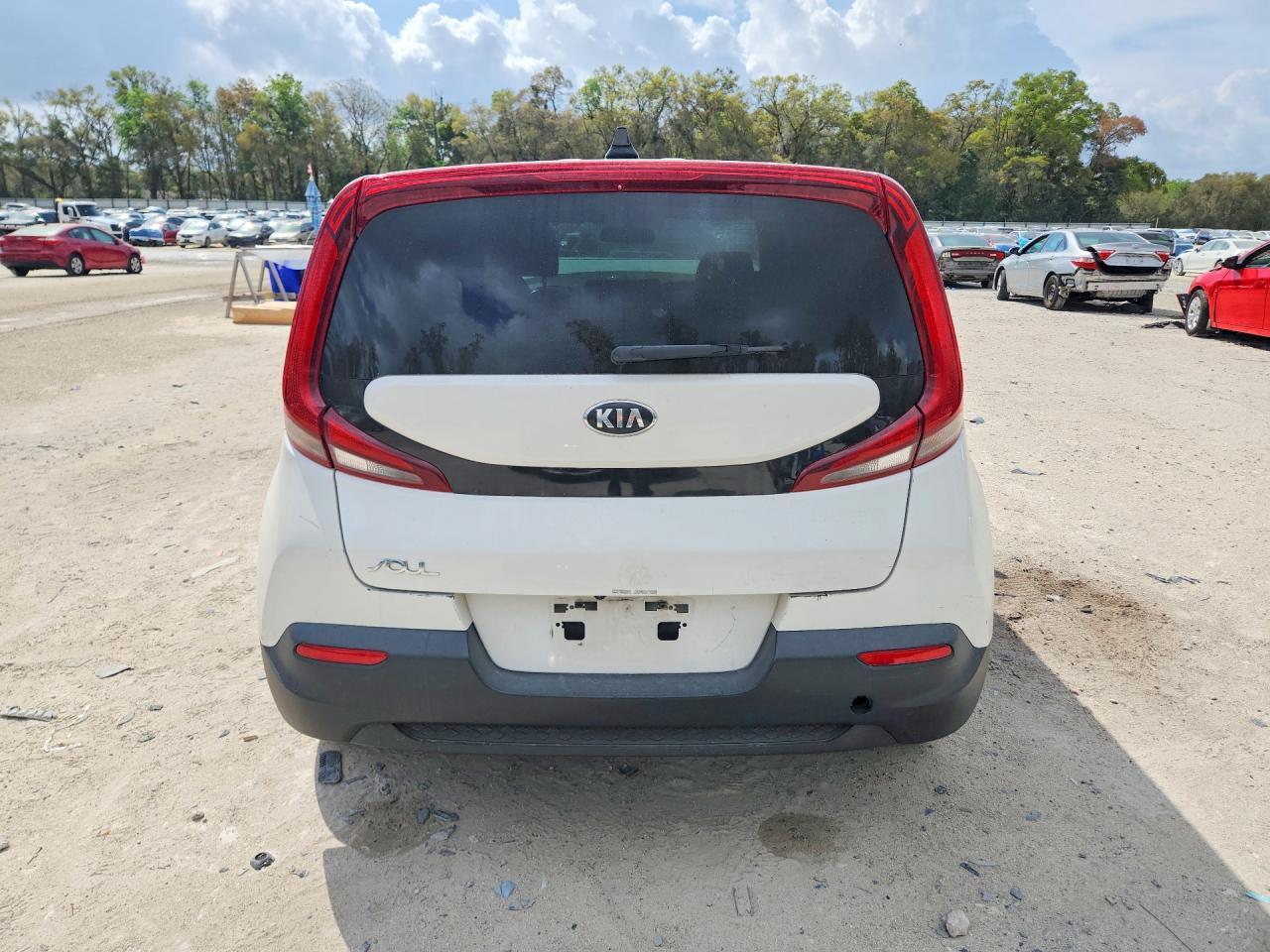 2020 Kia Soul Lx - zdjęcie 6