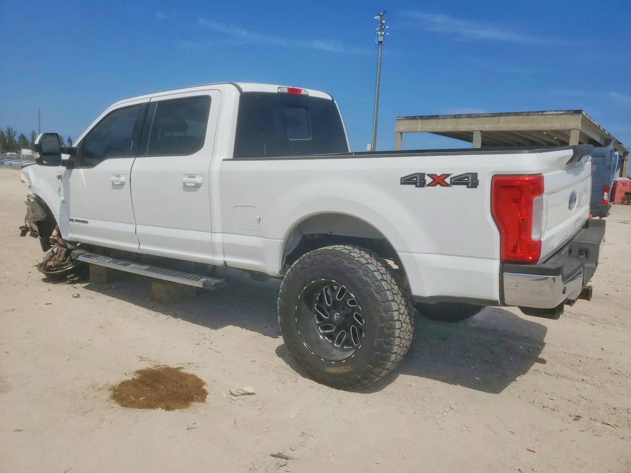 2019 Ford F250 Super Duty - zdjęcie 2