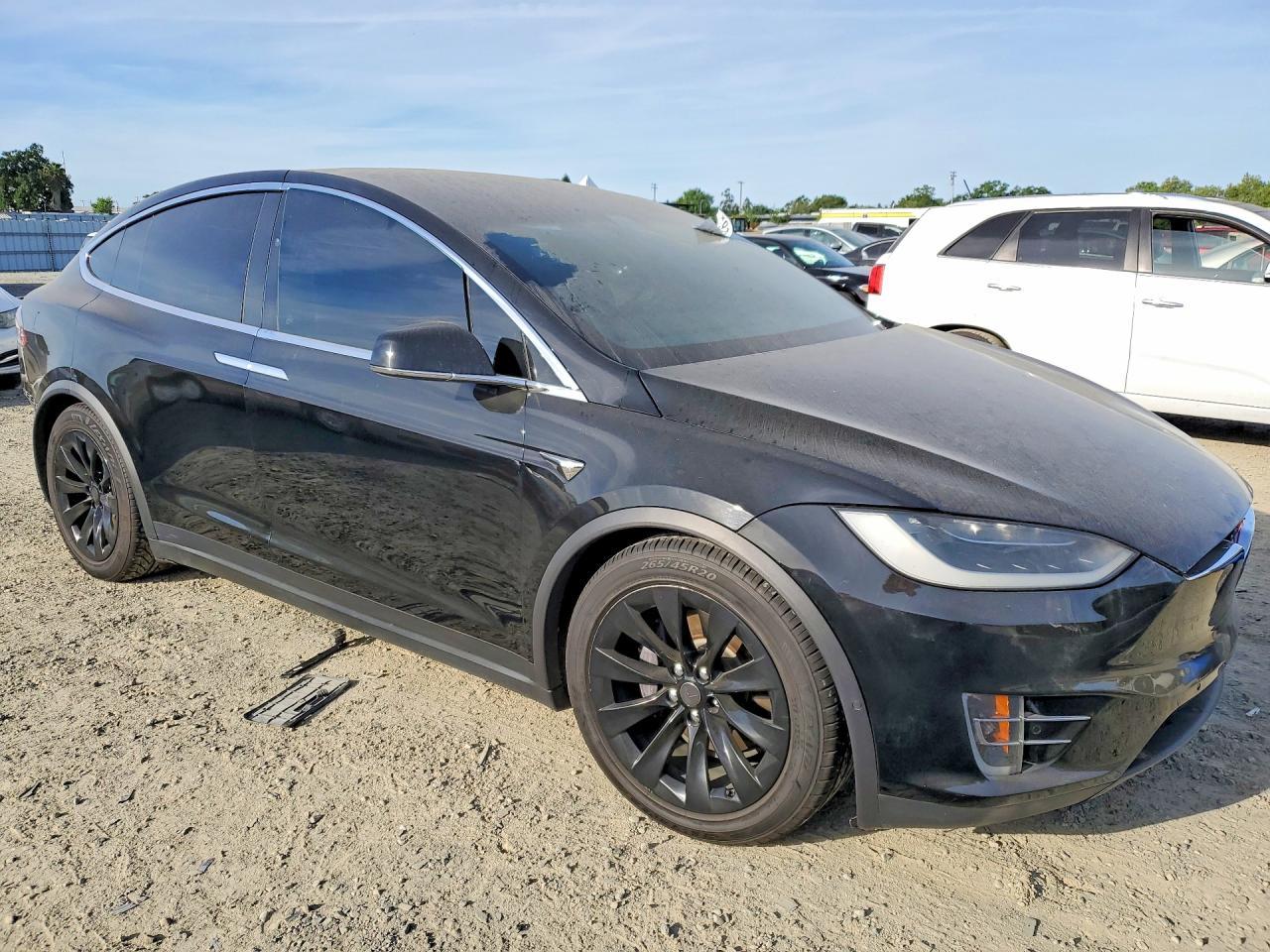 2018 Tesla Model X - zdjęcie 4