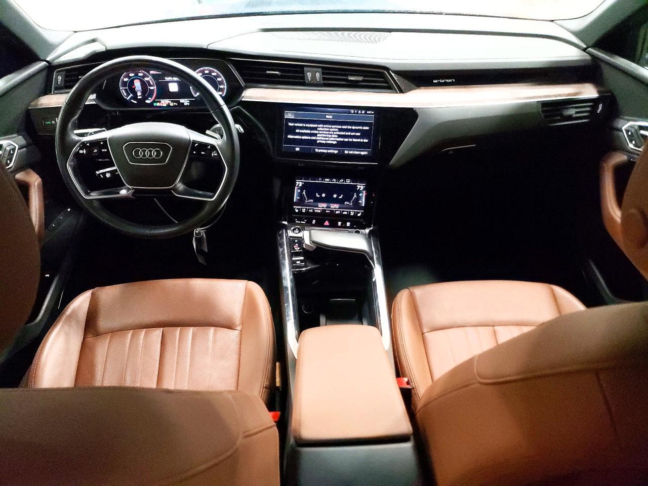 2022 Audi E-Tron Premium Plus - zdjęcie 8