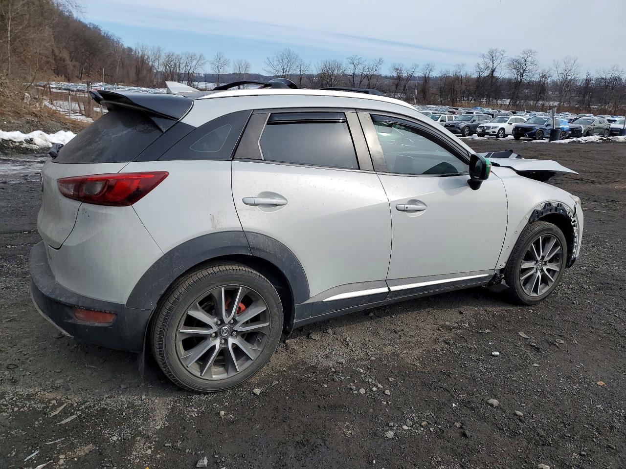 2017 Mazda Cx-3 Grand Touring - zdjęcie 3