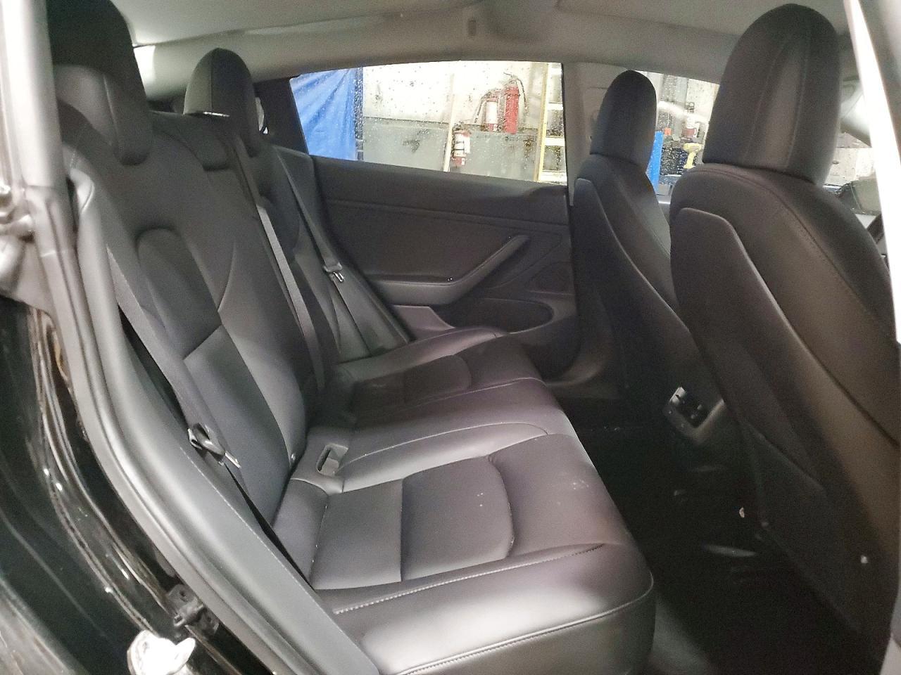 2019 Tesla Model 3 - zdjęcie 10