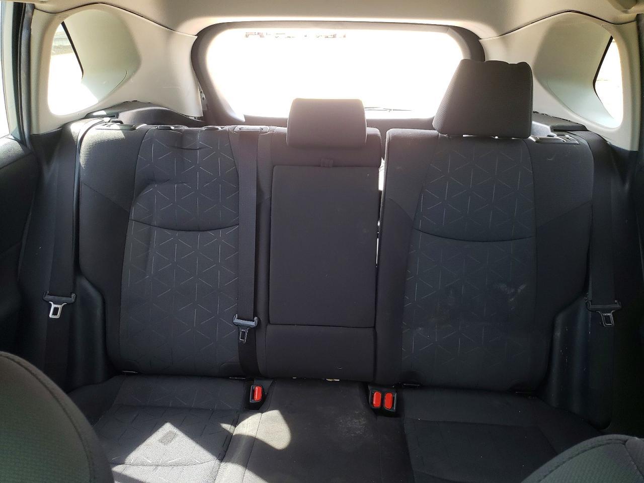 2021 Toyota Rav4 Xle - zdjęcie 10