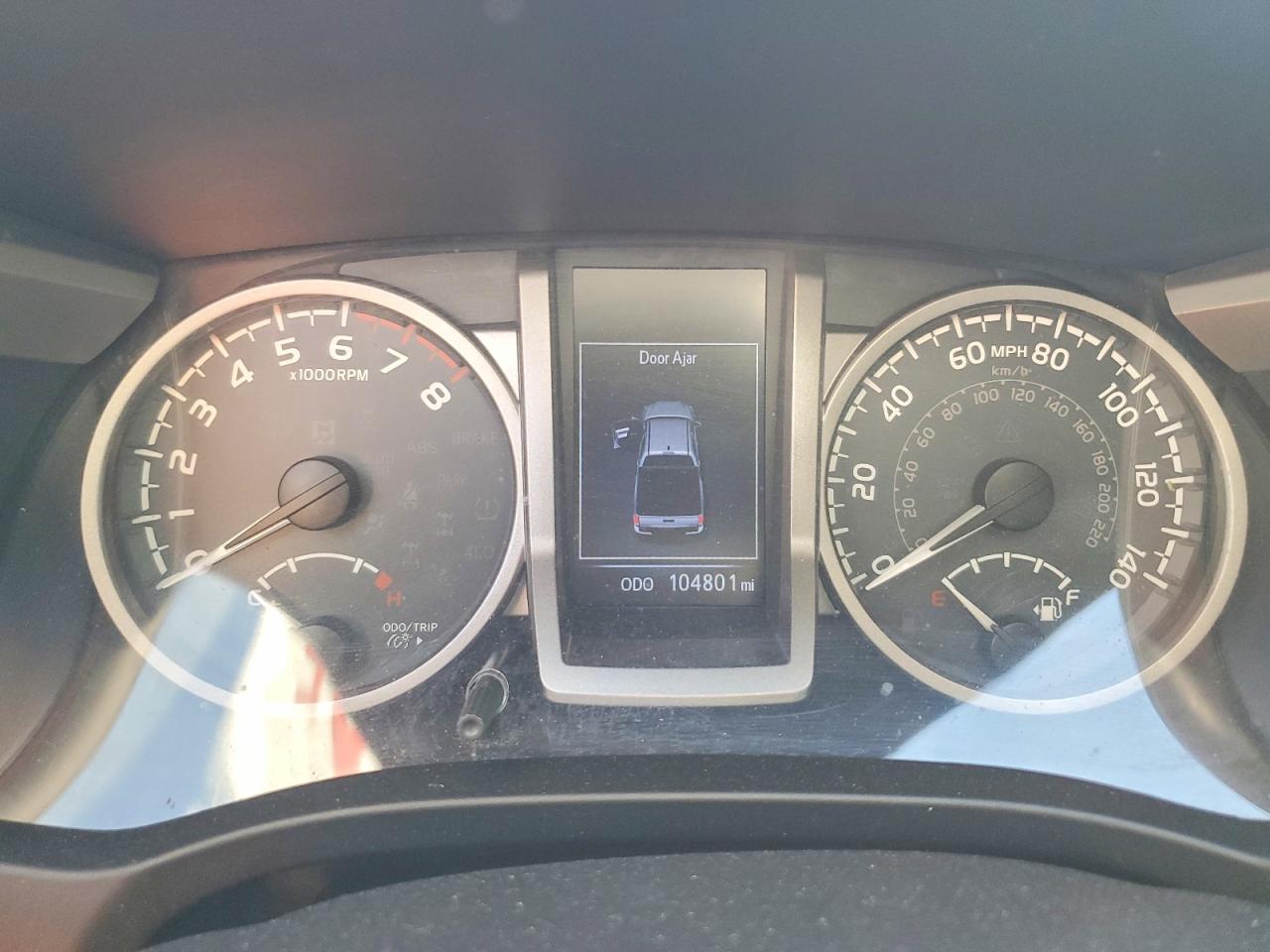 2019 Toyota Tacoma Sr5 - zdjęcie 9