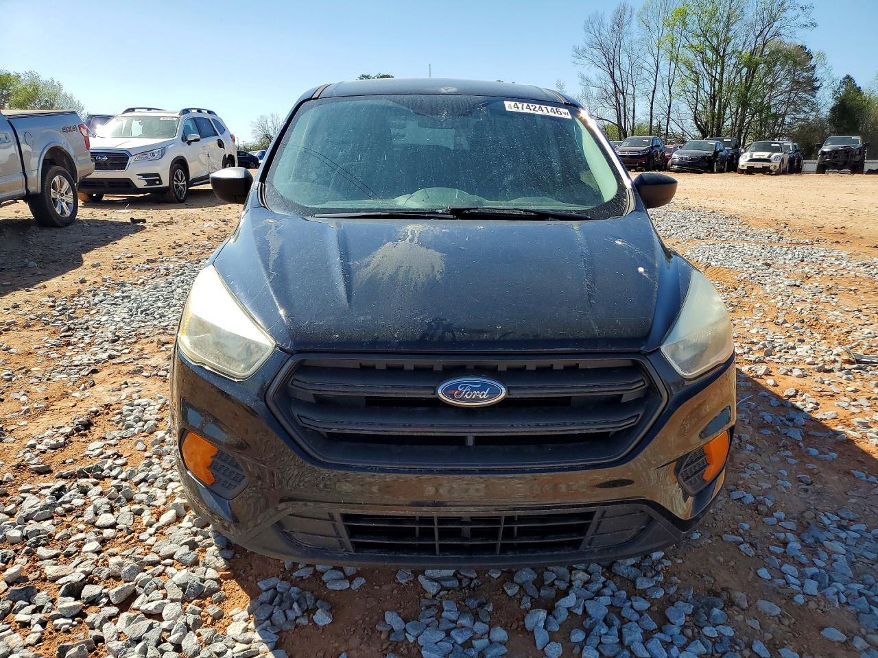 2017 Ford Escape S - zdjęcie 5