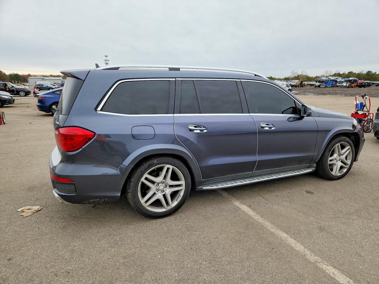 2015 Mercedes-Benz Gl 550 4Matic - zdjęcie 3