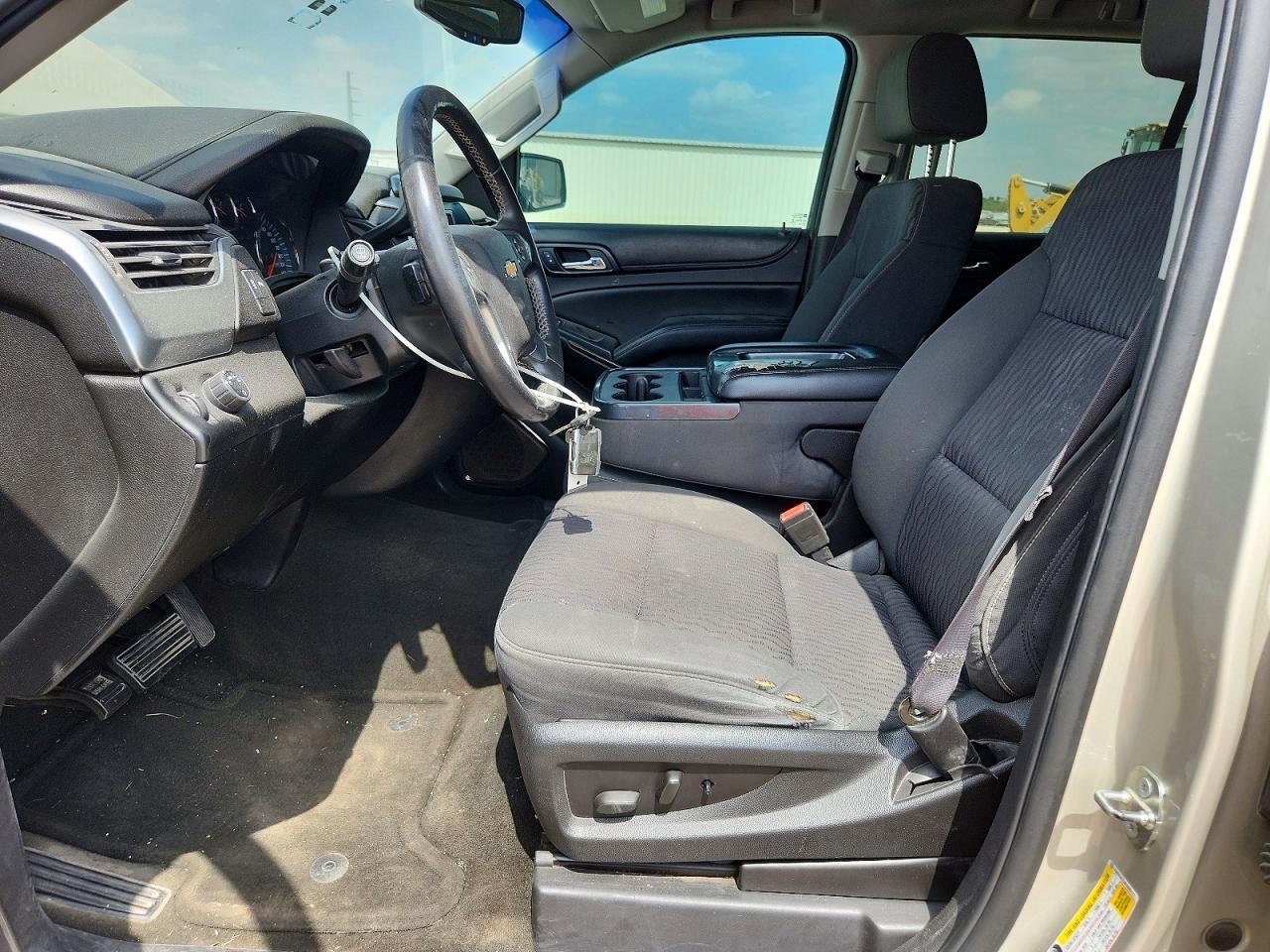 2015 Chevrolet Tahoe C1500 Ls - zdjęcie 7