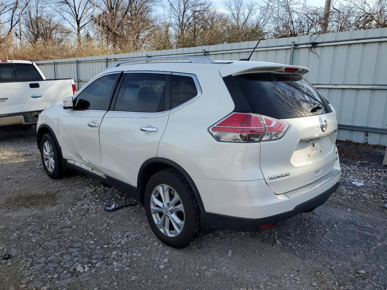2014 Nissan Rogue Sv - zdjęcie 2