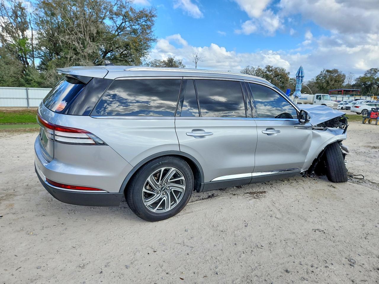 2024 Lincoln Aviator - zdjęcie 3