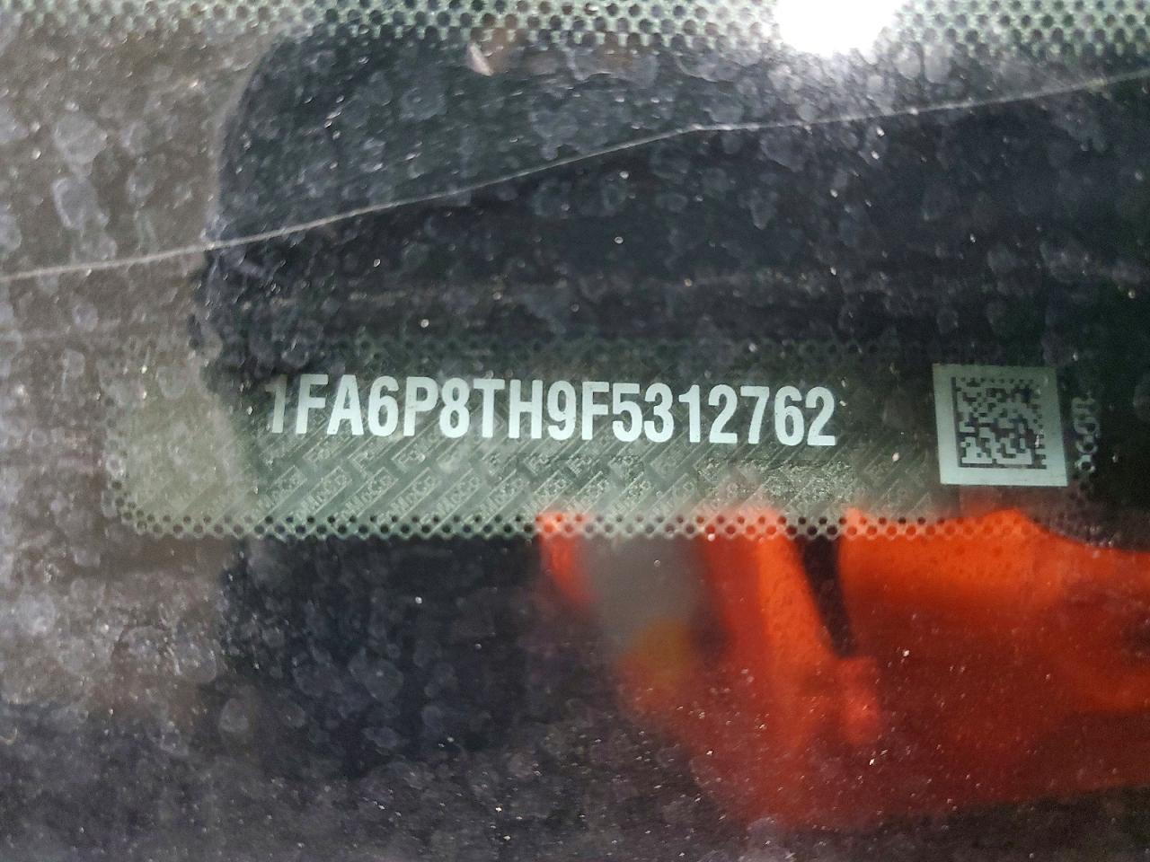 2015 Ford Mustang - zdjęcie 13