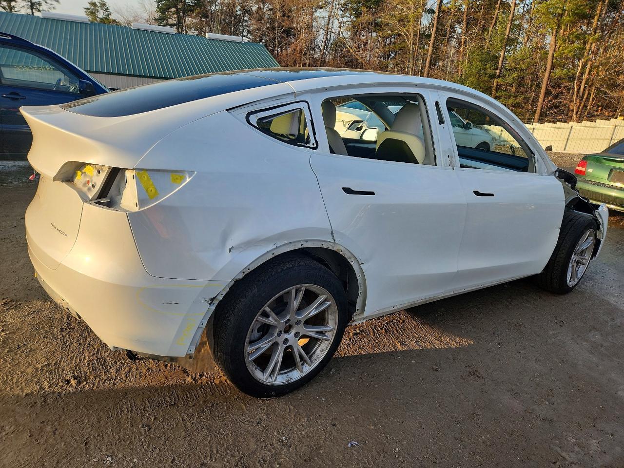 2023 Tesla Model Y - zdjęcie 3