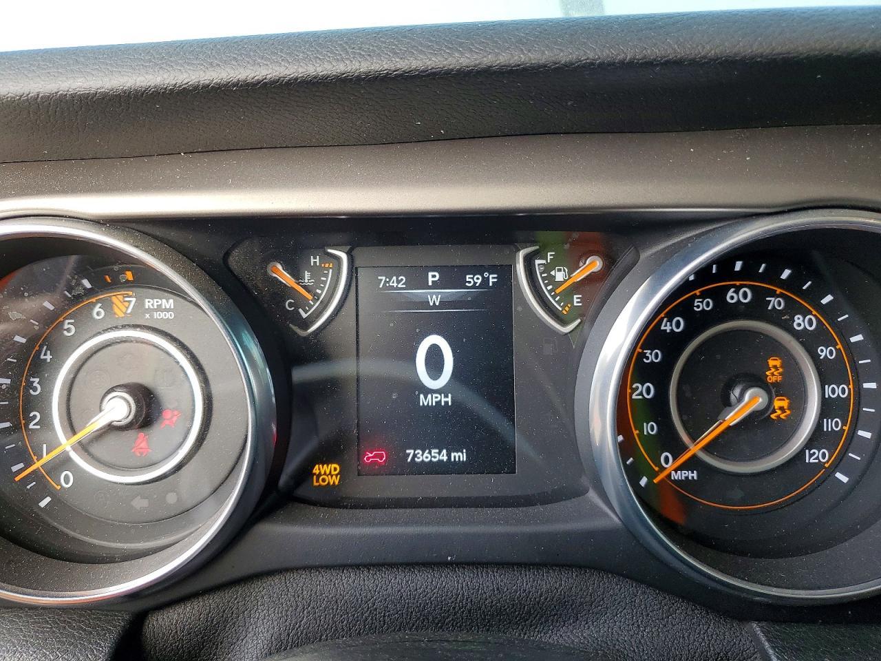 2019 Jeep Wrangler Sport - zdjęcie 9