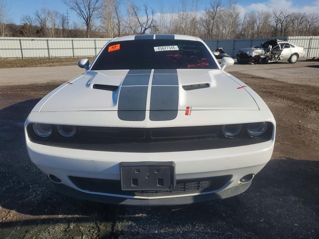 2016 Dodge Challenger R - zdjęcie 5