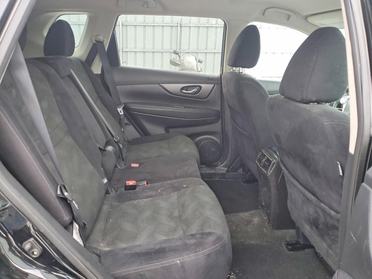 2016 Nissan Rogue S - zdjęcie 11