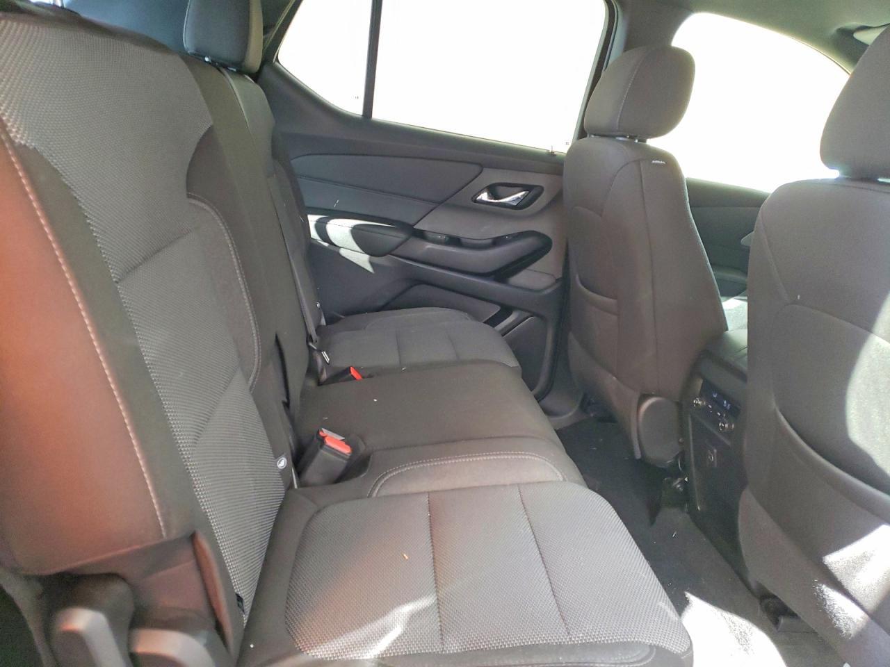 2023 Chevrolet Traverse Lt - zdjęcie 11