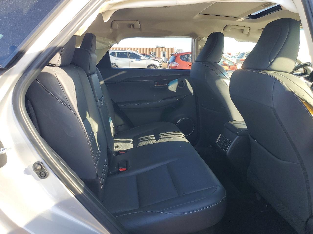 2015 Lexus Nx 200T Base - zdjęcie 10