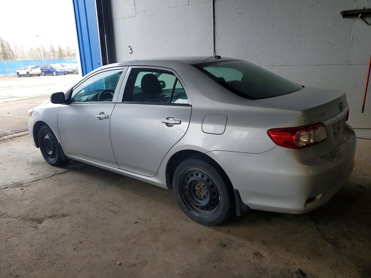 2013 Toyota Corolla L - zdjęcie 2