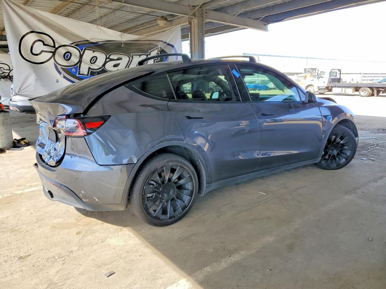 2020 Tesla Model Y - zdjęcie 3