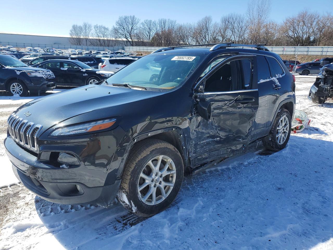 2015 Jeep Cherokee Latitude - zdjęcie główne