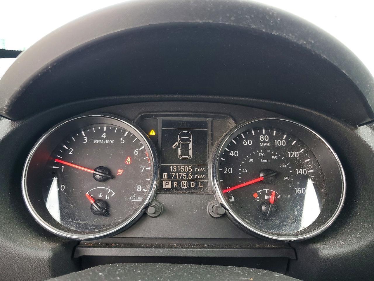 2014 Nissan Rogue Select S - zdjęcie 9