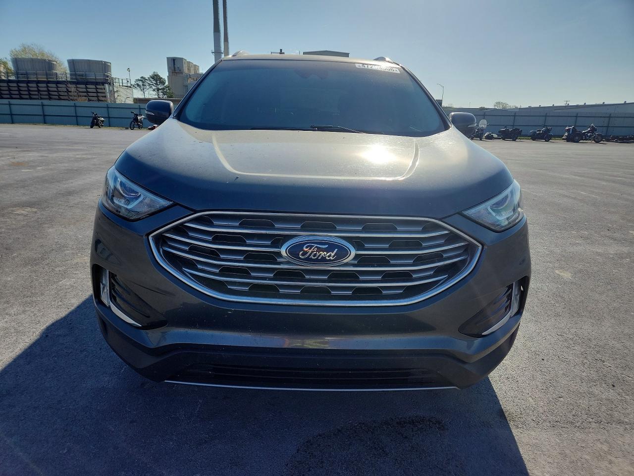 2019 Ford Edge Titanium - zdjęcie 5