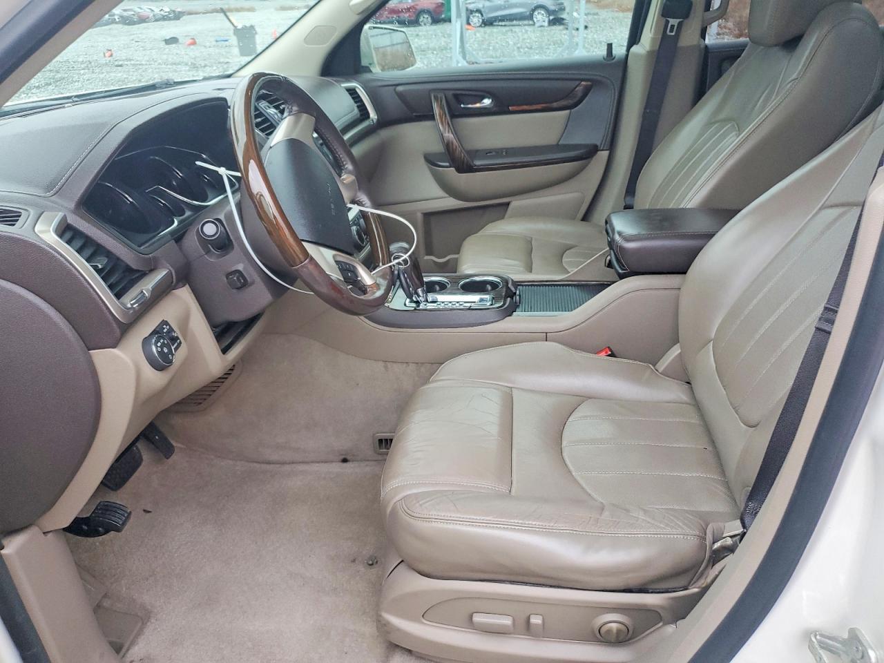 2014 GMC Acadia Denali - zdjęcie 7