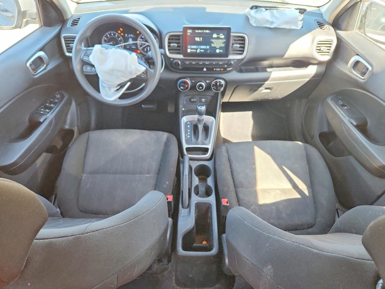 2020 Hyundai Venue Se - zdjęcie 8