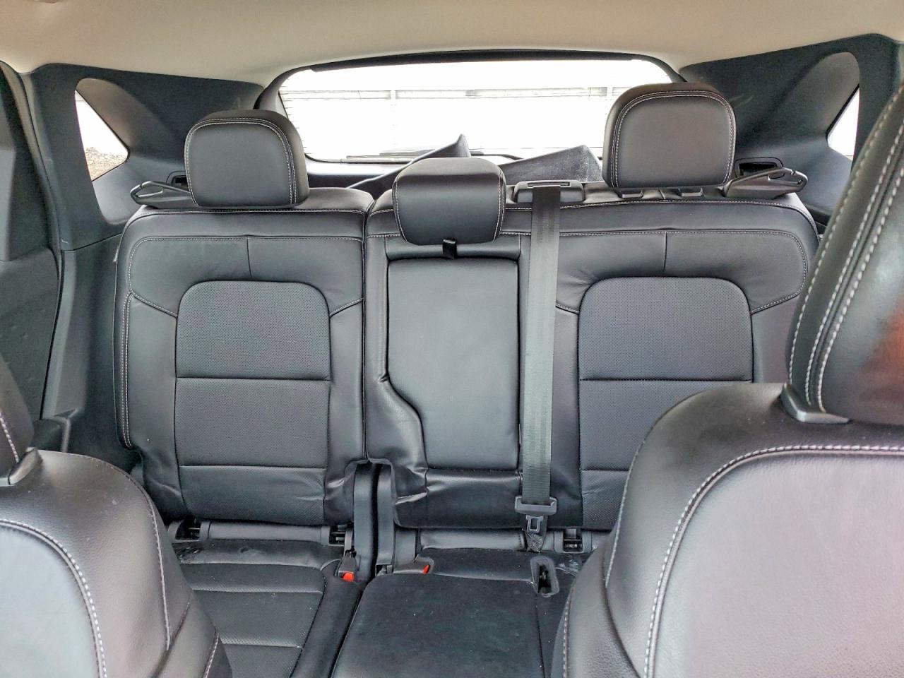 2020 Ford Escape Titanium - zdjęcie 10