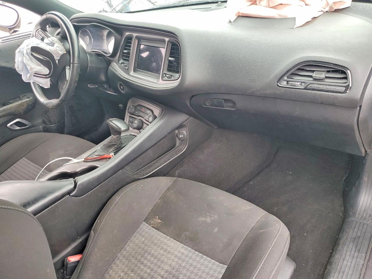 2023 Dodge Challenger Gt - zdjęcie 8