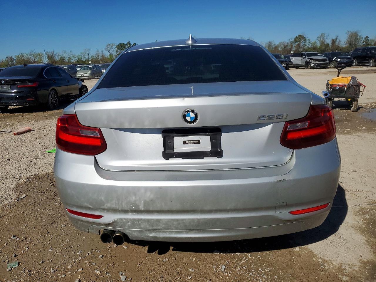 2015 BMW 228 I - zdjęcie 6
