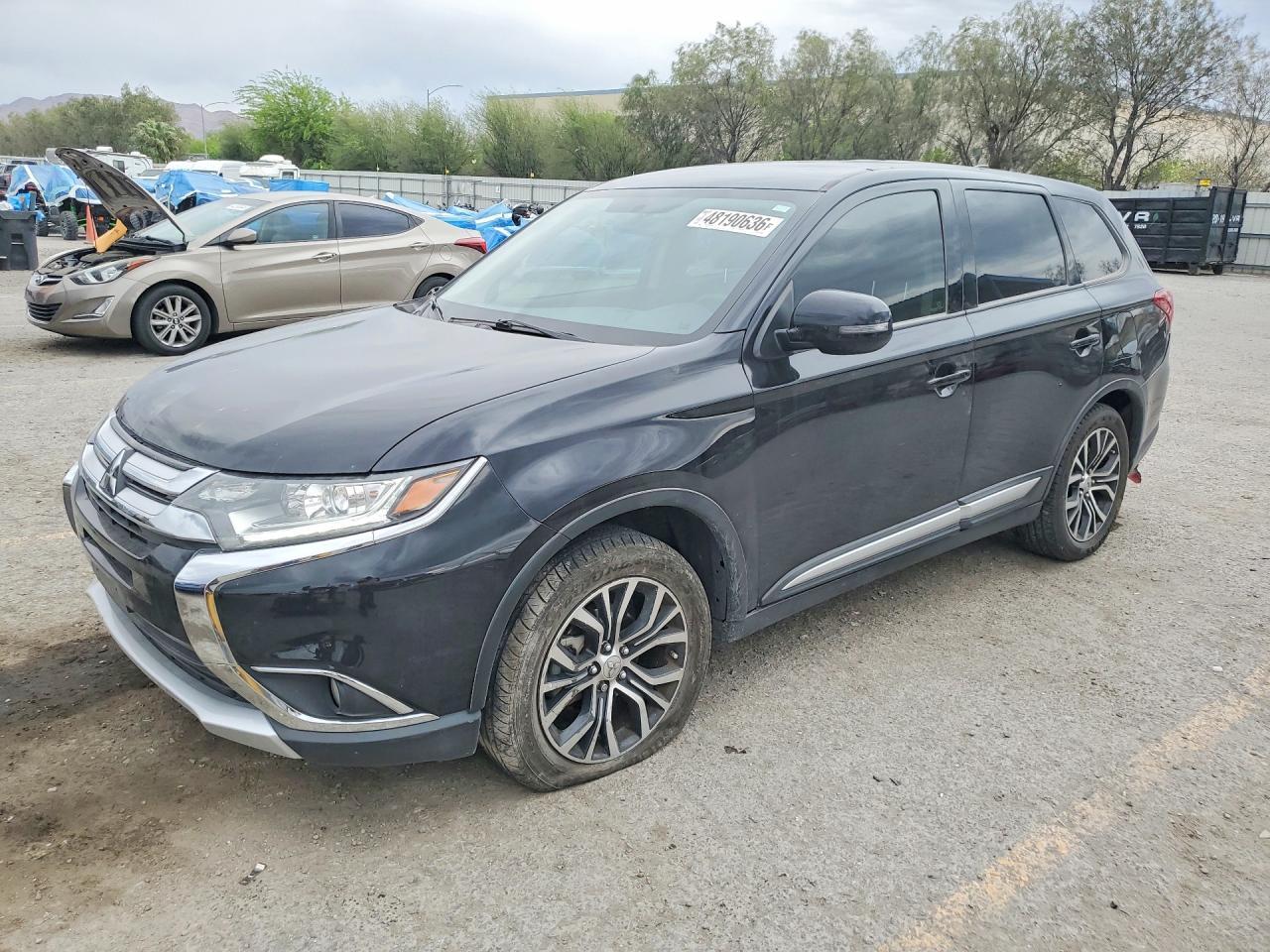 2017 Mitsubishi Outlander Se - zdjęcie główne