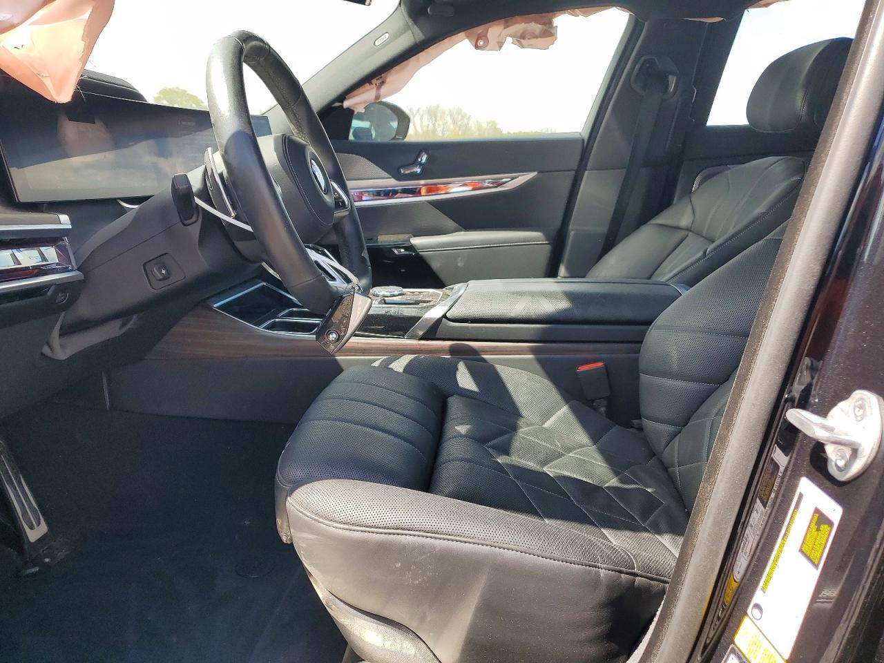 2024 BMW 760 Xi - zdjęcie 7