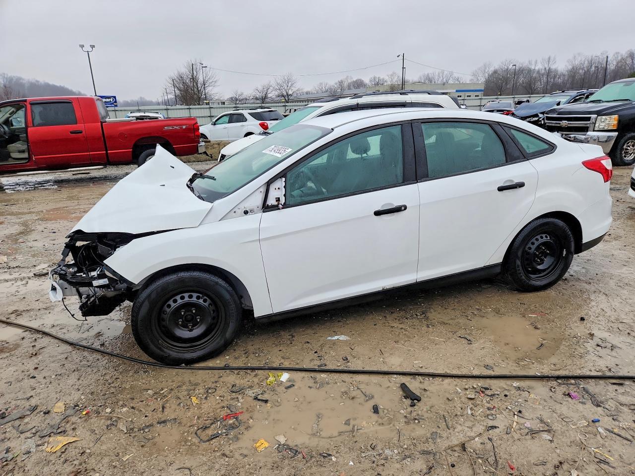 2014 Ford Focus S - zdjęcie główne