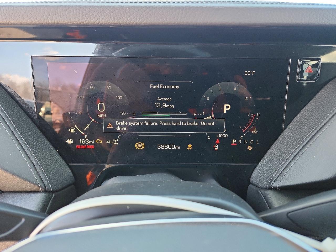 2025 GMC Yukon Denali - zdjęcie 9