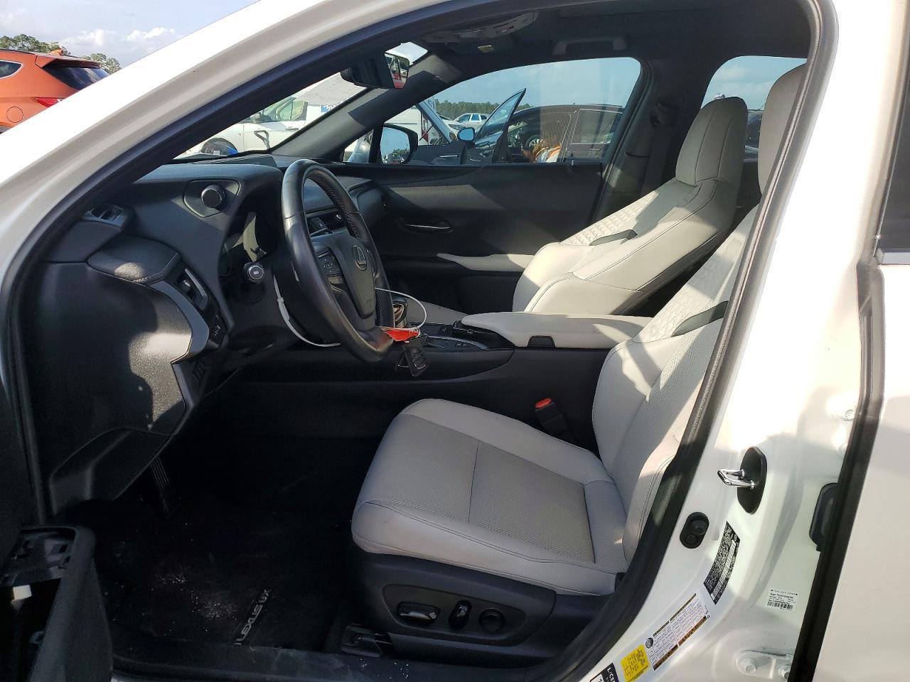 2021 Lexus Ux 250H Base - zdjęcie 7