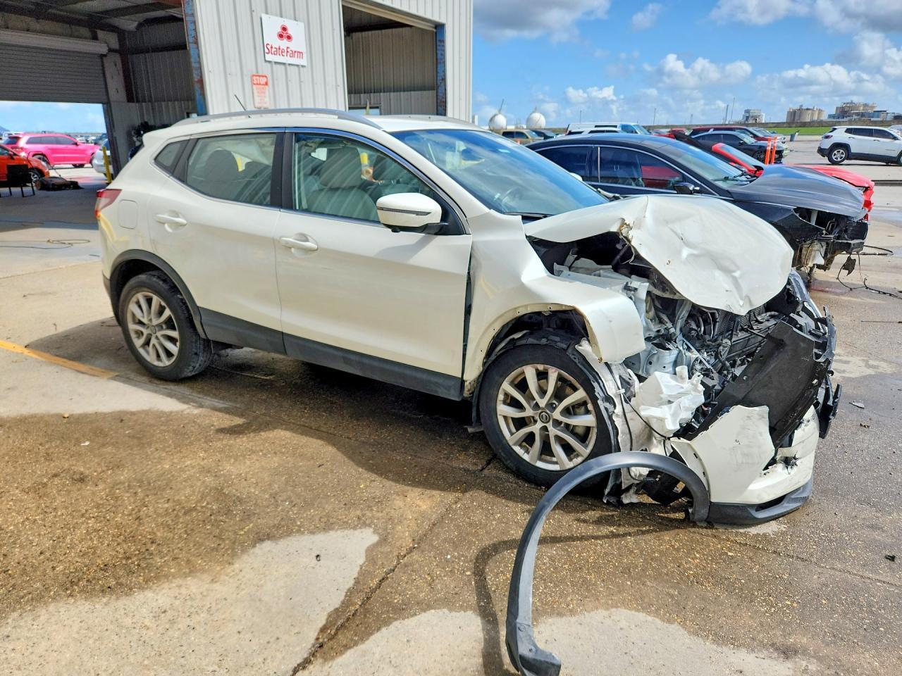 2021 Nissan Rogue Sport Sv - zdjęcie 4