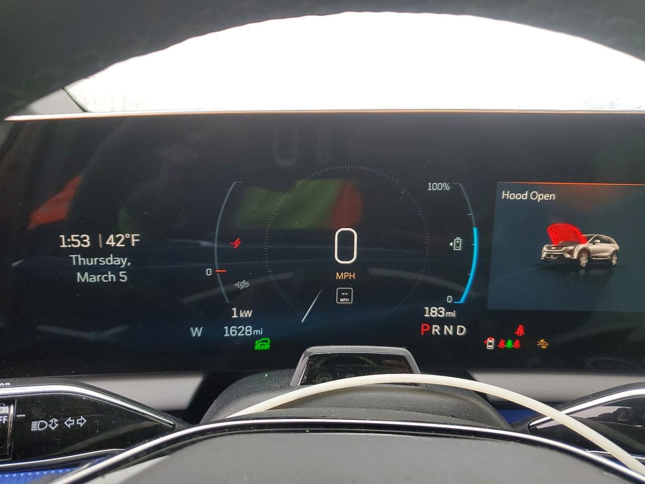 2025 Cadillac Optiq Sport - zdjęcie 9