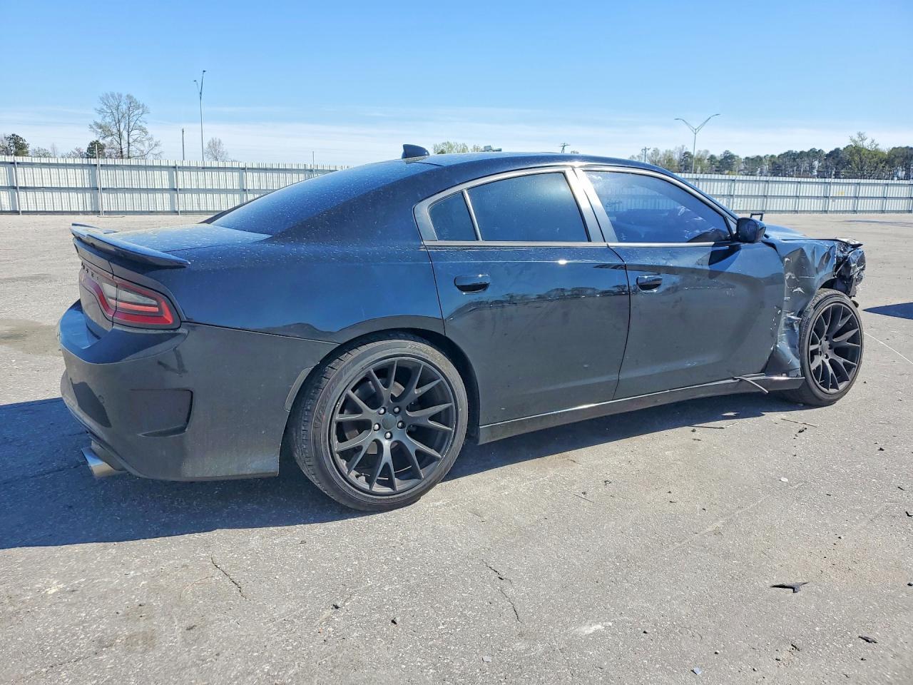 2015 Dodge Charger R - zdjęcie 3