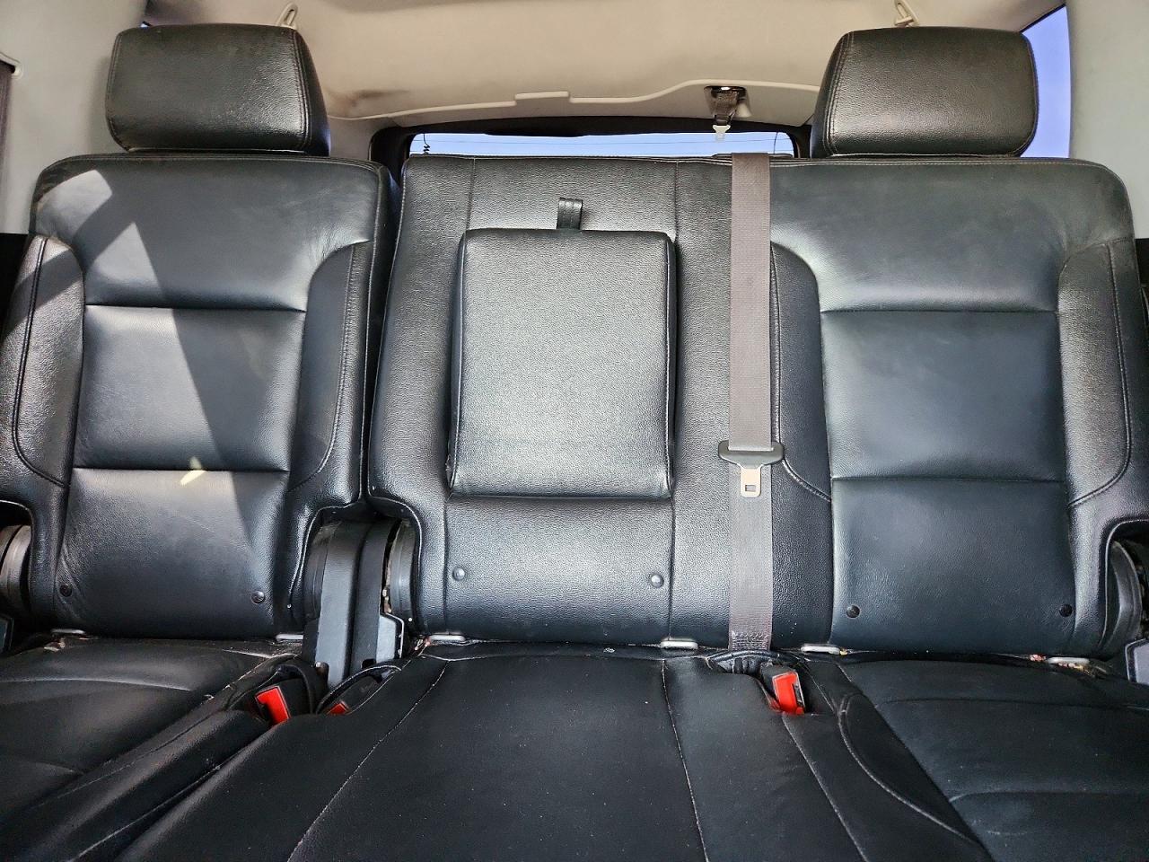 2015 Chevrolet Tahoe C1500 Ls - zdjęcie 10