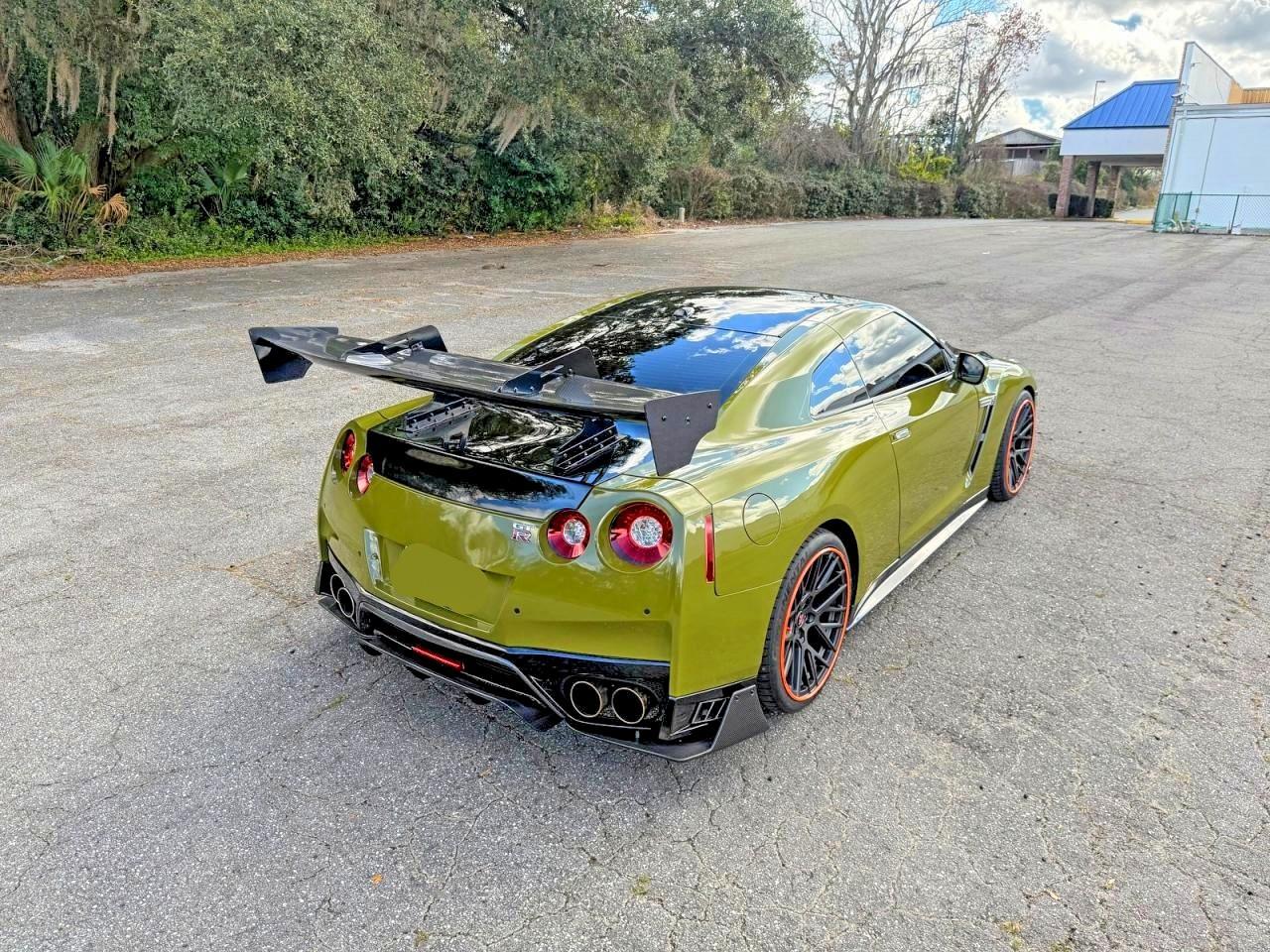 2014 Nissan Gt-R Premium - zdjęcie 4