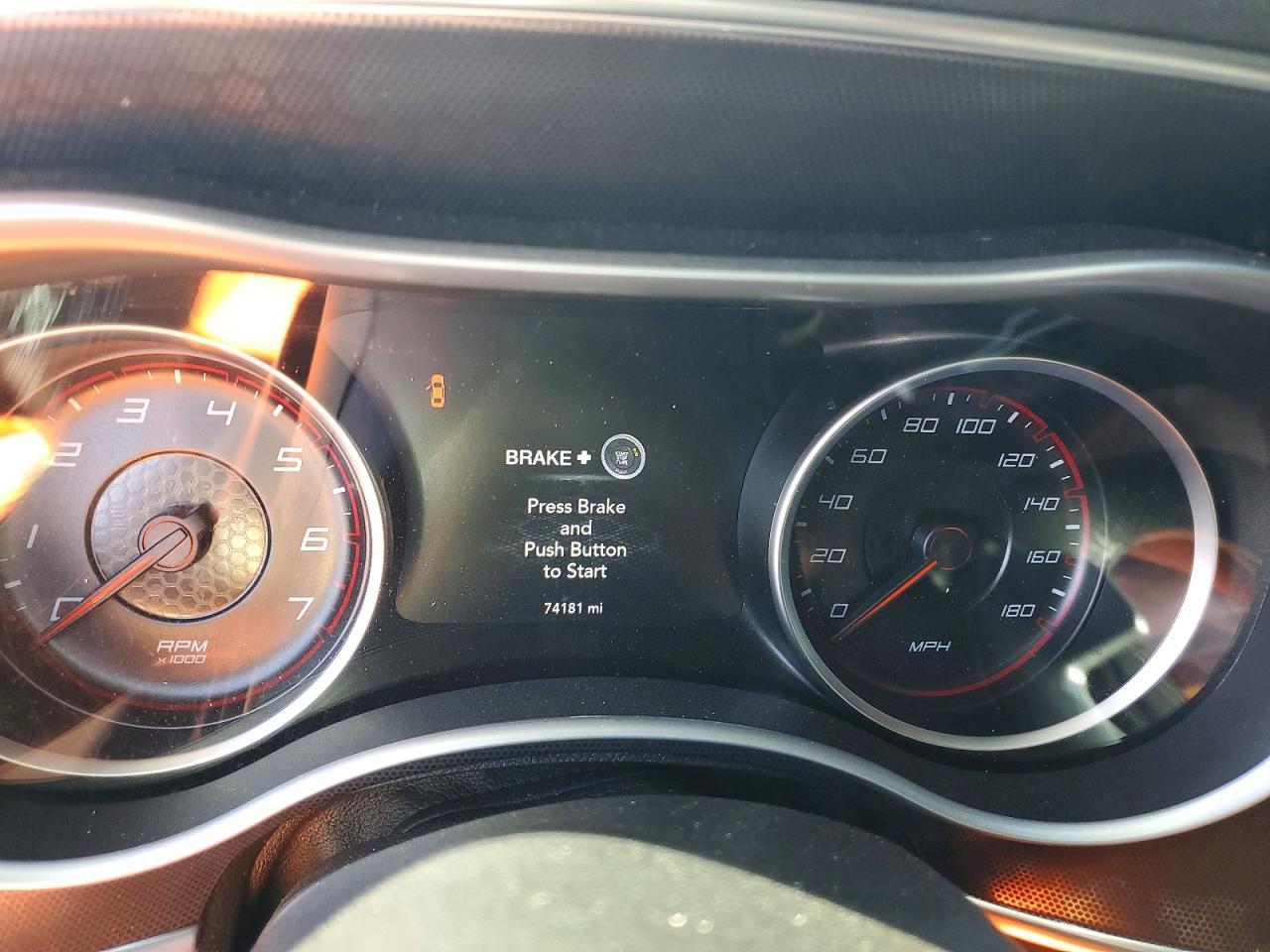 2018 Dodge Charger R - zdjęcie 9