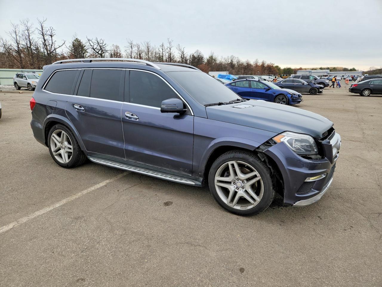 2015 Mercedes-Benz Gl 550 4Matic - zdjęcie 4