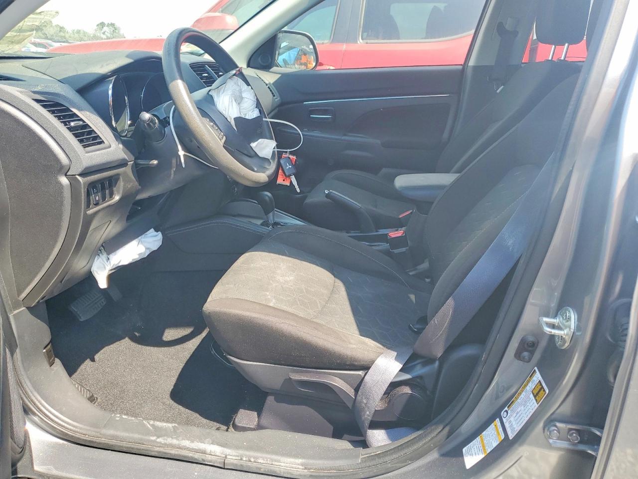 2022 Mitsubishi Outlander Sport Es - zdjęcie 7