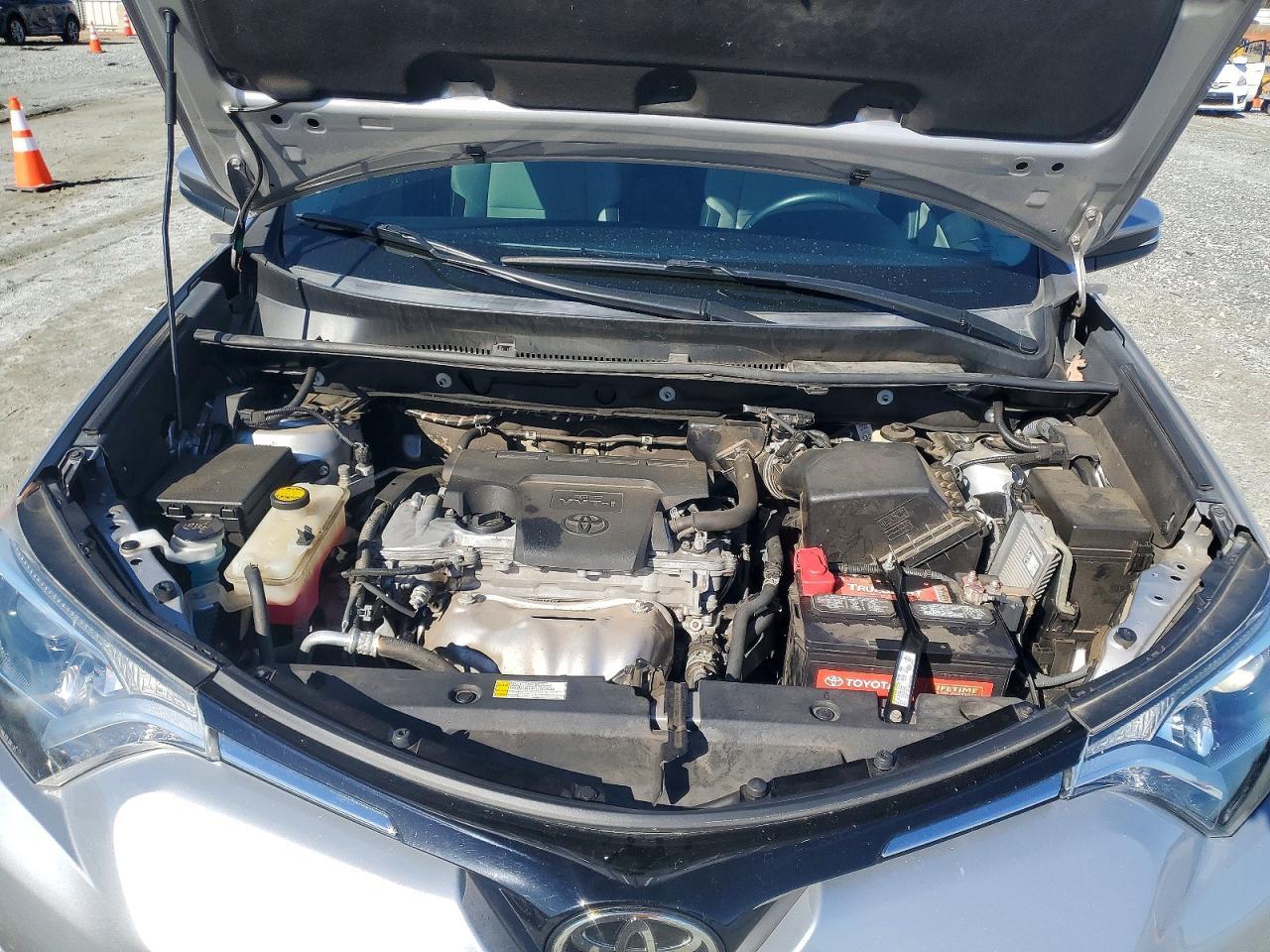 2017 Toyota Rav4 Xle - zdjęcie 11