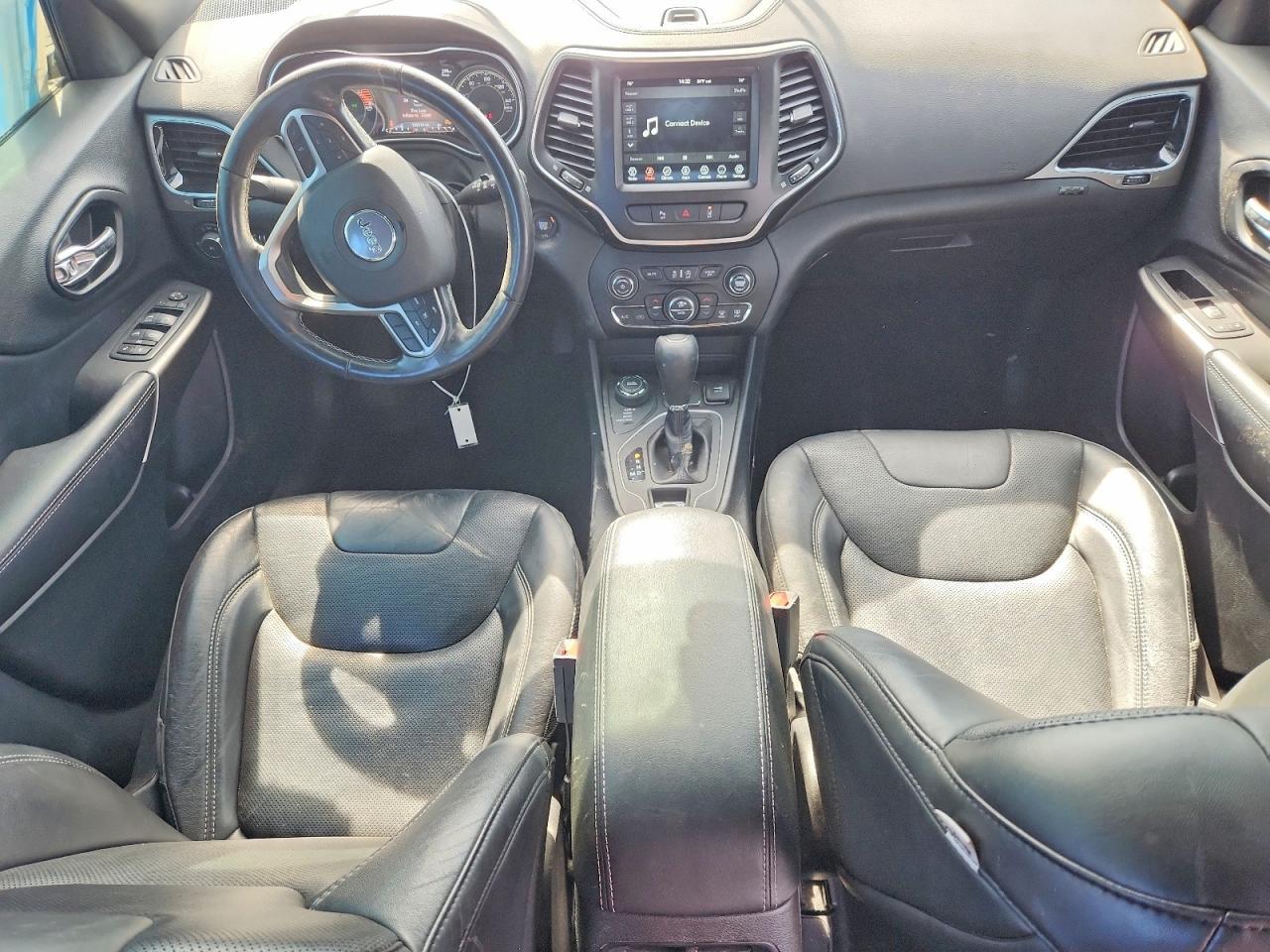 2021 Jeep Cherokee Latitude Lux - zdjęcie 8