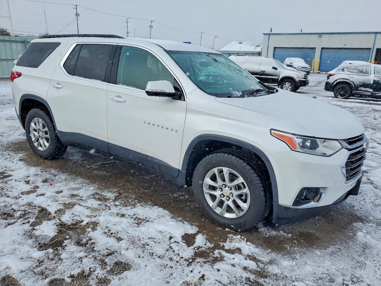 2020 Chevrolet Traverse Lt - zdjęcie 4