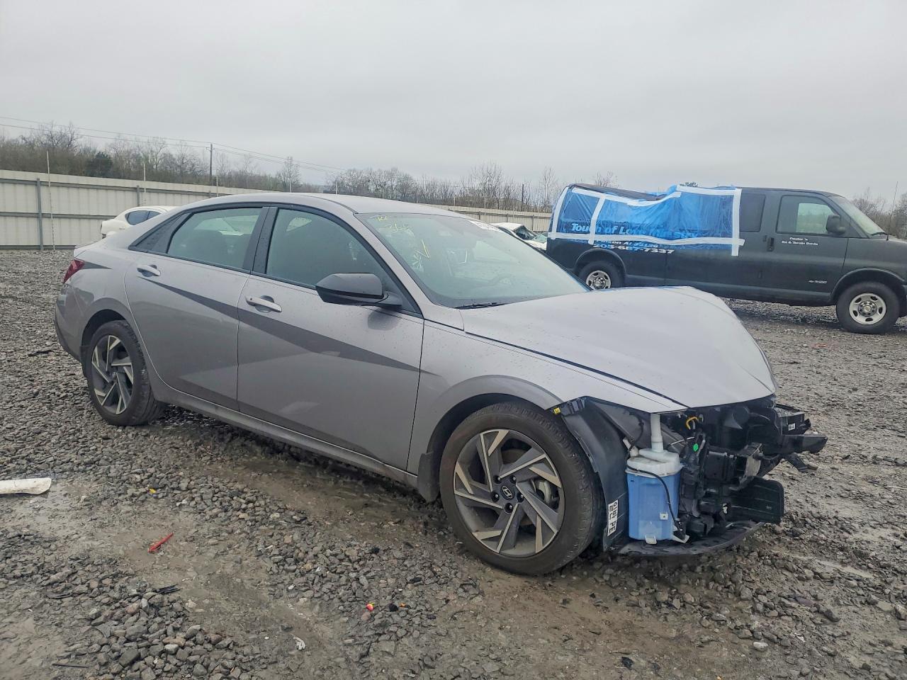 2025 Hyundai Elantra Sel Sport - zdjęcie 4