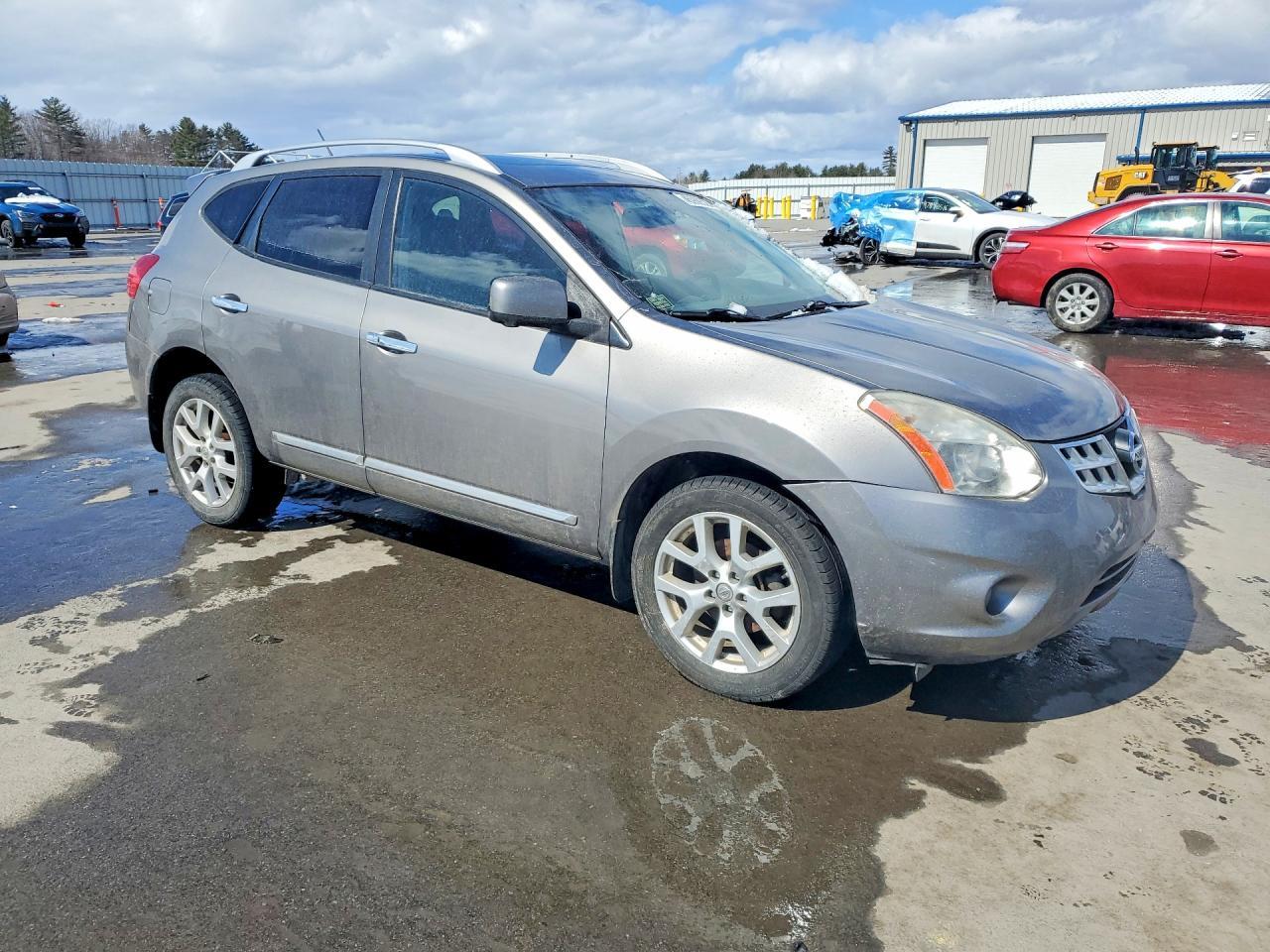 2013 Nissan Rogue S - zdjęcie 4