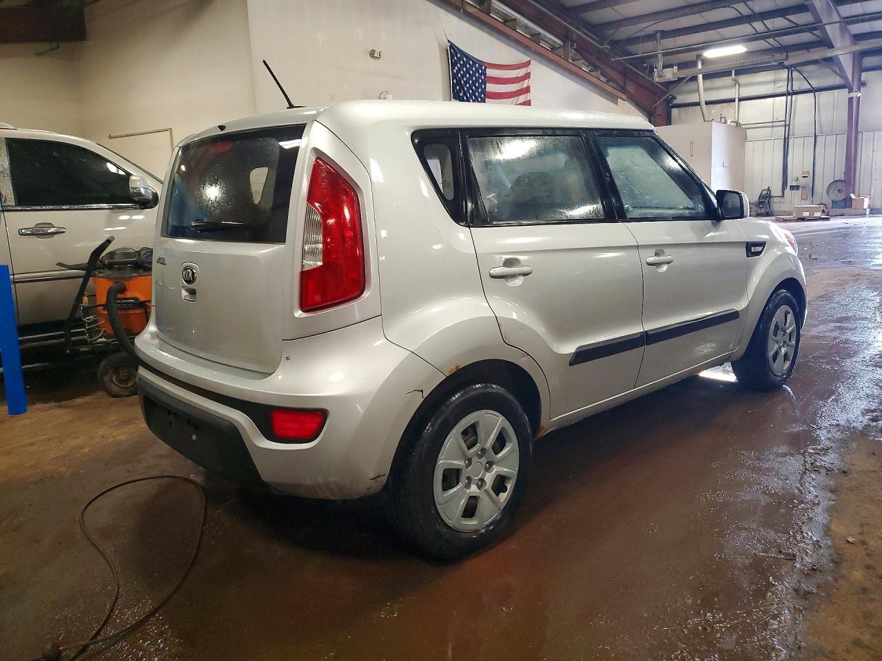 2013 Kia Soul Base - zdjęcie 3