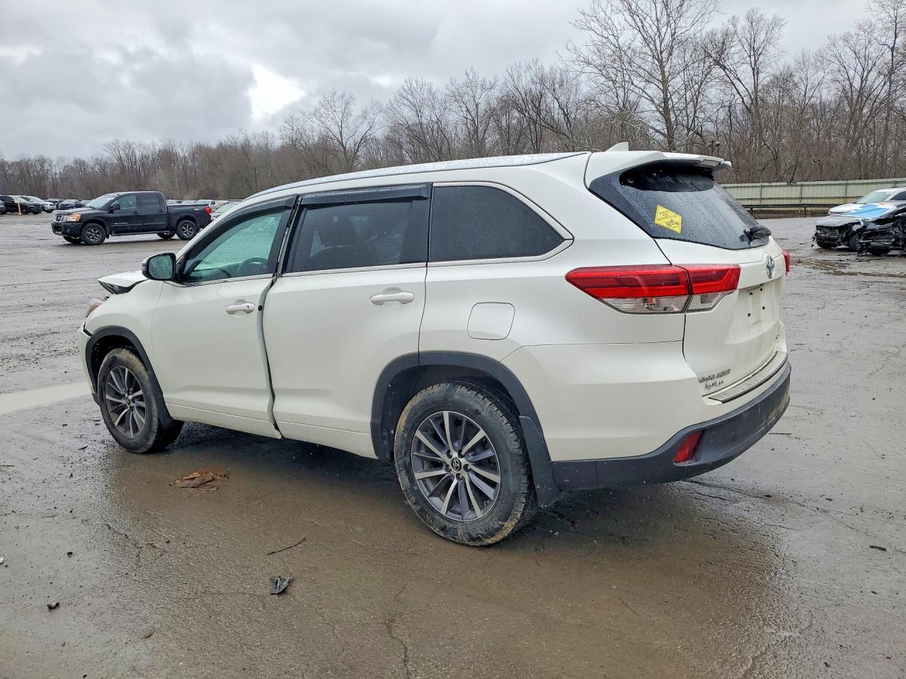2018 Toyota Highlander Xle - zdjęcie 2